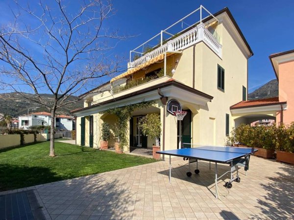 appartamento in vendita a Taggia