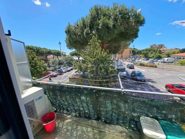appartamento in vendita a Taggia in zona Arma di Taggia