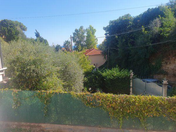 appartamento in vendita a Taggia in zona Arma di Taggia
