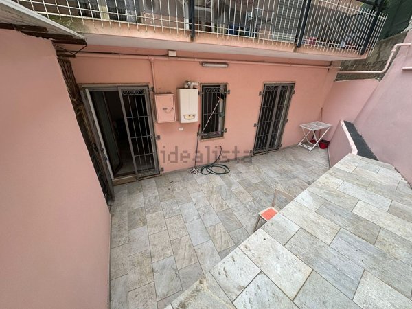 appartamento in vendita a Taggia in zona Arma di Taggia
