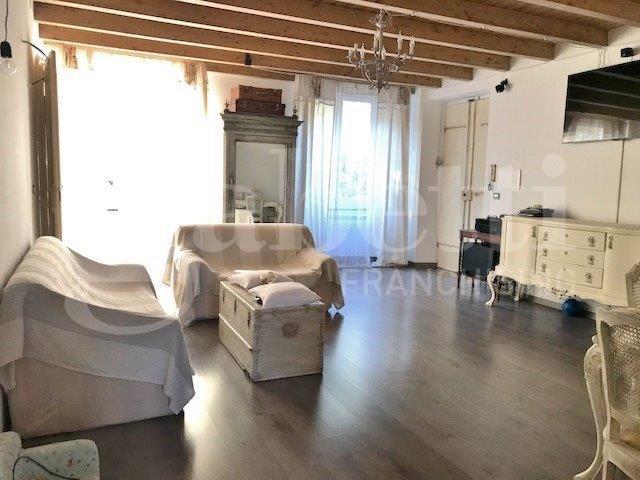 appartamento in vendita a Taggia
