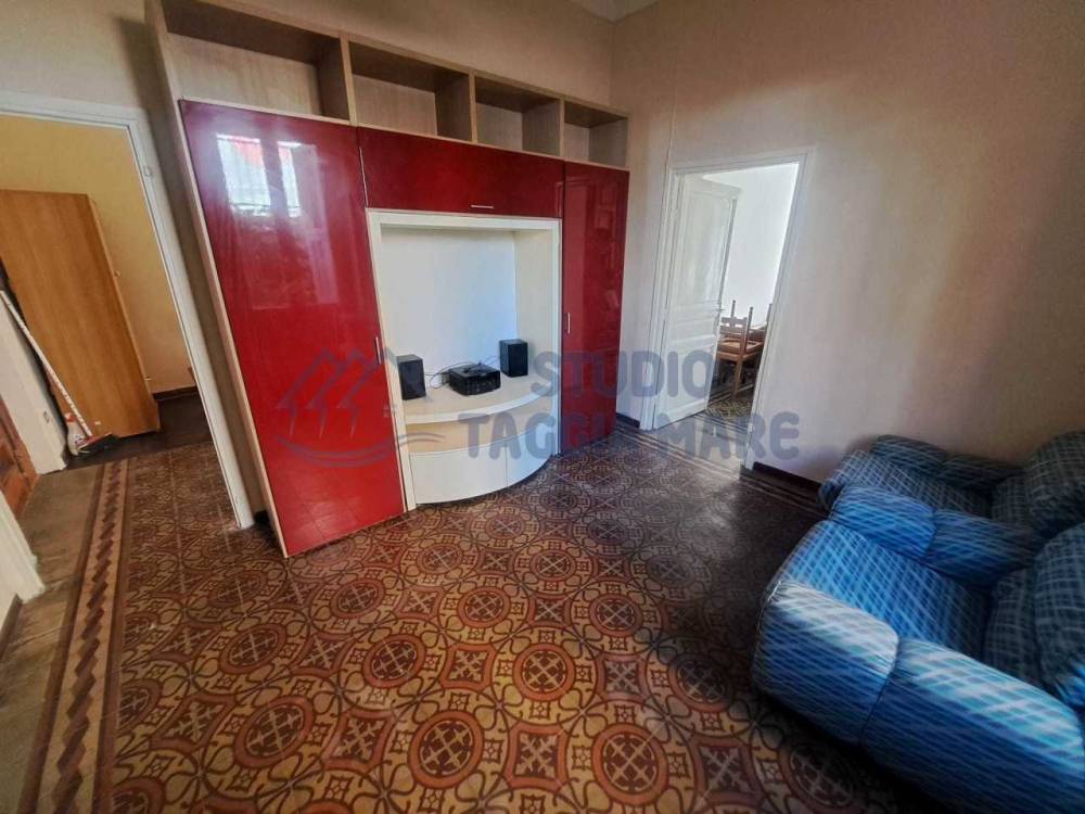 casa indipendente in vendita a Taggia in zona Arma di Taggia