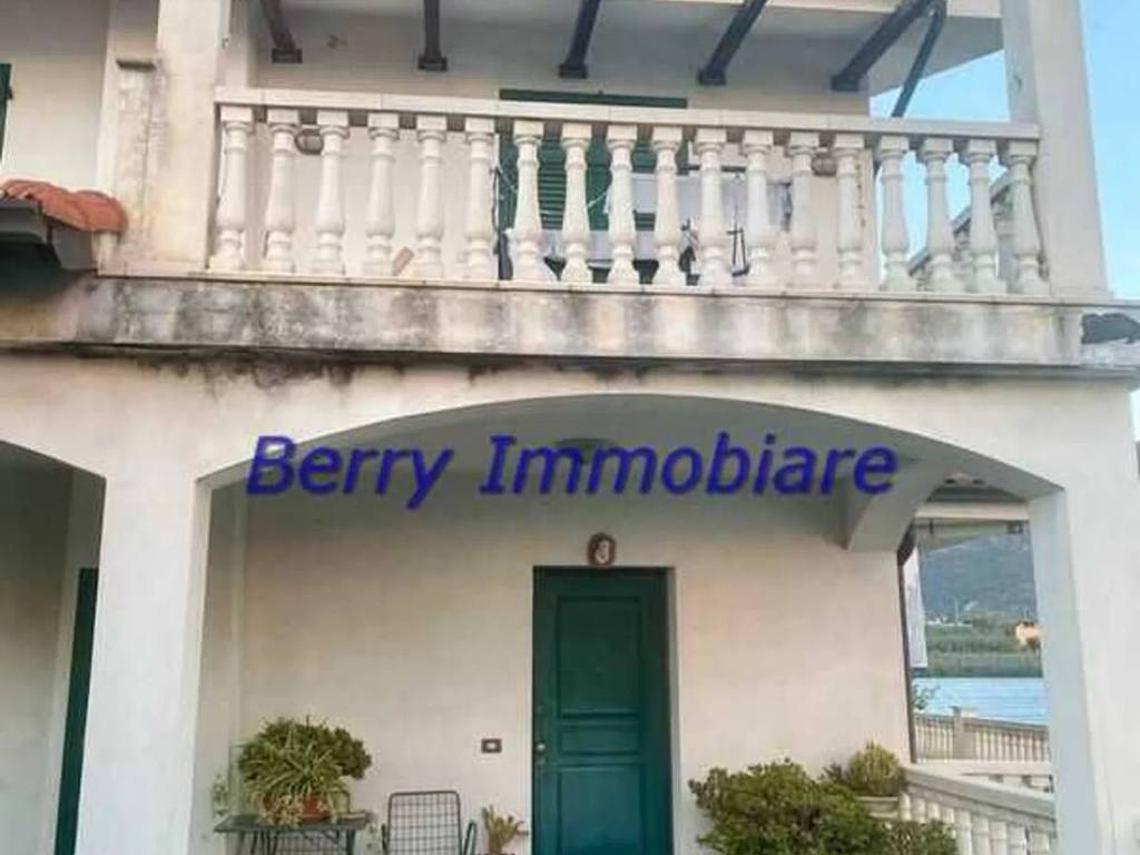 appartamento in vendita a Taggia