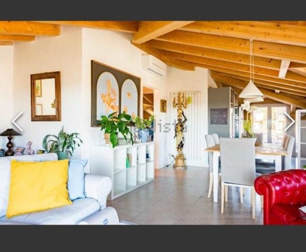casa indipendente in vendita a Taggia in zona Arma di Taggia