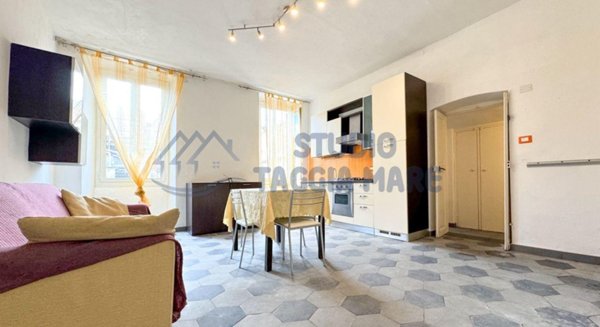 appartamento in vendita a Taggia