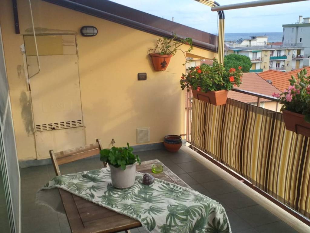 appartamento in vendita a Taggia