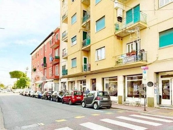 appartamento in vendita a Taggia in zona Arma di Taggia