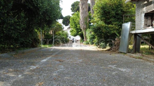 casa indipendente in vendita a Taggia in zona Arma di Taggia