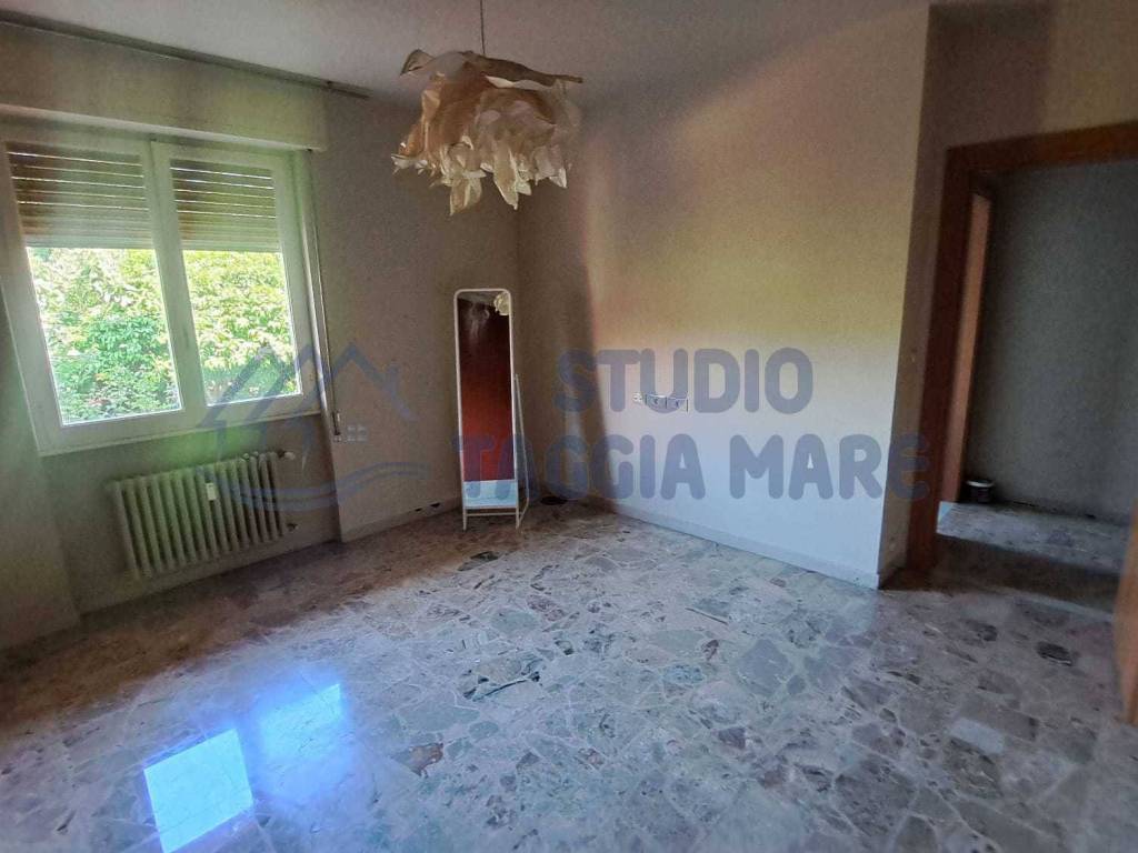 appartamento in vendita a Taggia in zona Arma di Taggia