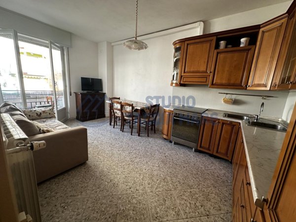 appartamento in vendita a Taggia in zona Arma di Taggia
