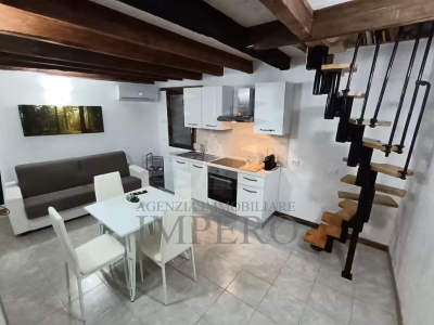 appartamento in vendita a Taggia in zona Borghi