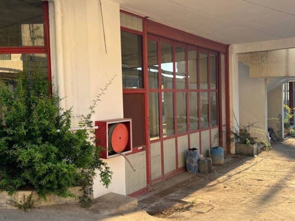 capannone in vendita a Taggia in zona Arma di Taggia