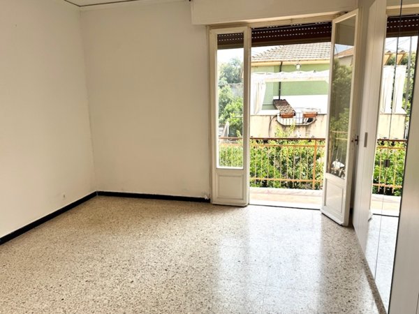 appartamento in vendita a Taggia in zona Arma di Taggia