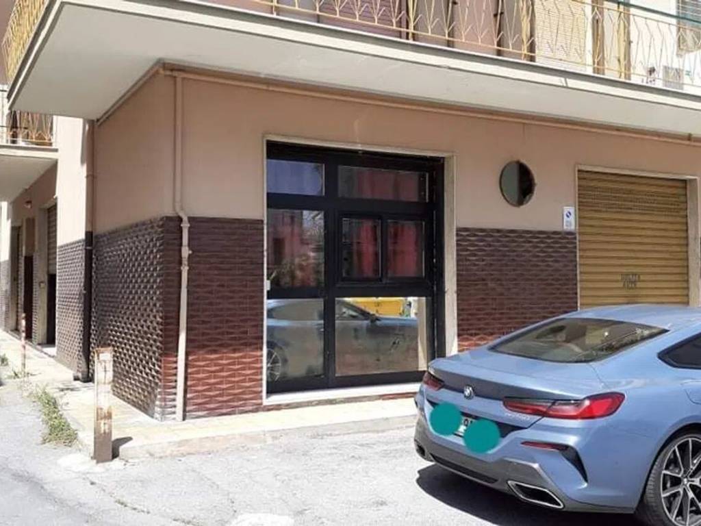 appartamento in vendita a Taggia in zona Arma di Taggia