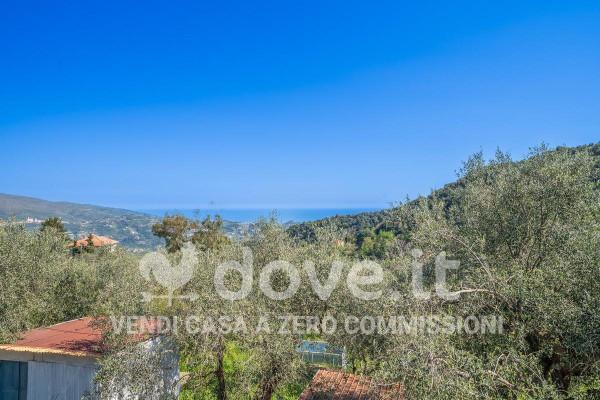 appartamento in vendita a Taggia in zona Arma di Taggia