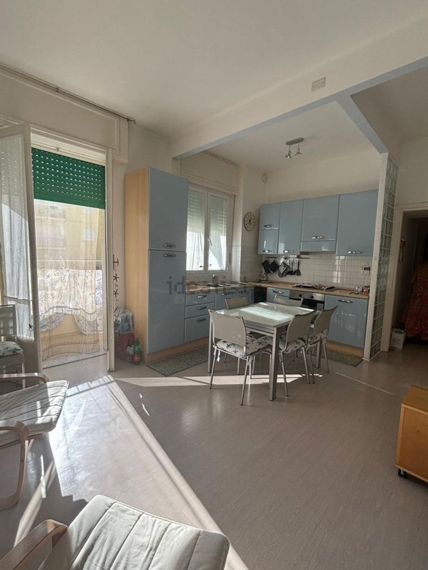 appartamento in vendita a Taggia in zona Arma di Taggia