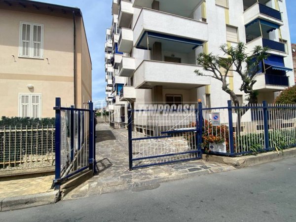negozio in vendita a Taggia