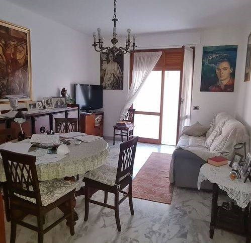 appartamento in vendita a Taggia in zona Arma di Taggia