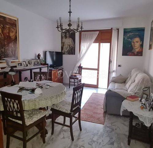 appartamento in vendita a Taggia in zona Arma di Taggia