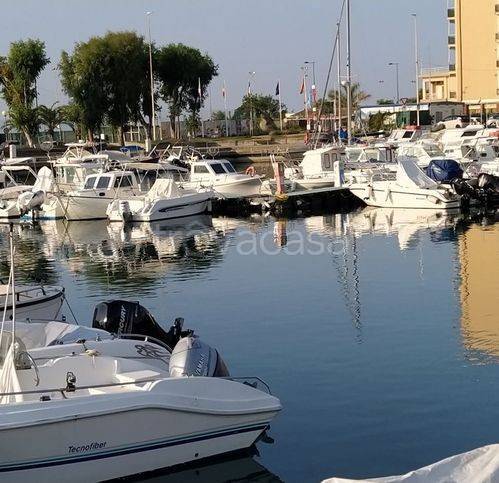 appartamento in vendita a Taggia in zona Arma di Taggia