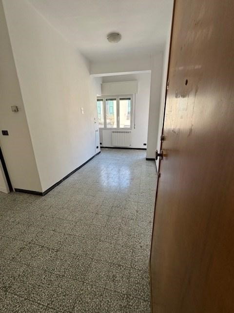 appartamento in vendita a Taggia in zona Arma di Taggia