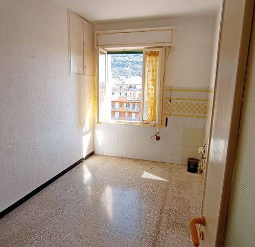appartamento in vendita a Taggia in zona Levà