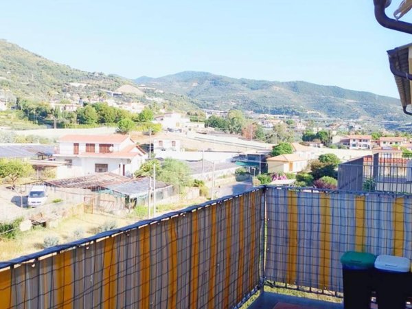 appartamento in vendita a Taggia