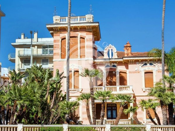 villa in vendita a Taggia
