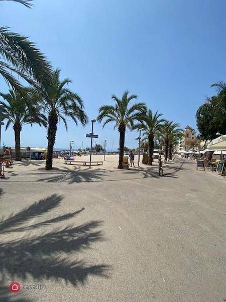 appartamento in vendita a Taggia in zona Arma di Taggia