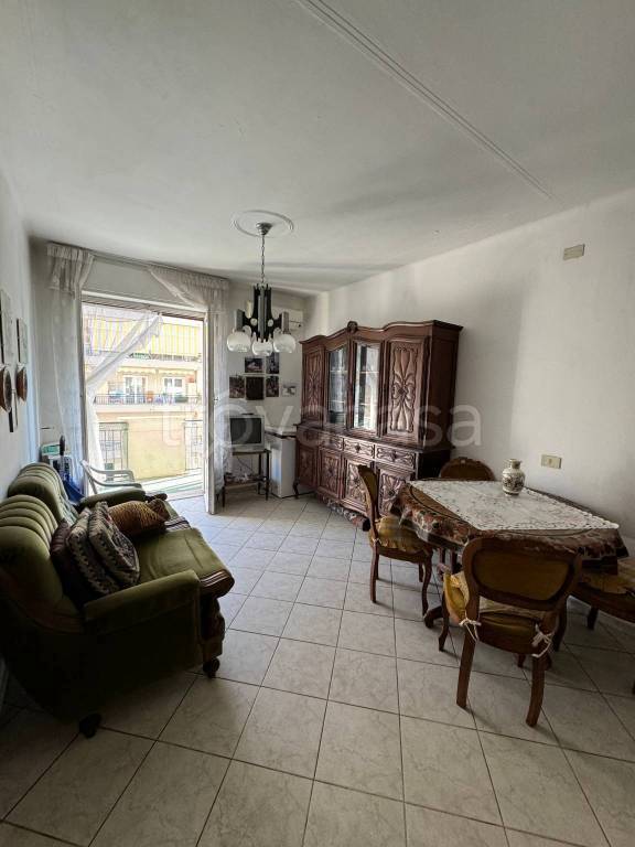 appartamento in vendita a Taggia in zona Arma di Taggia