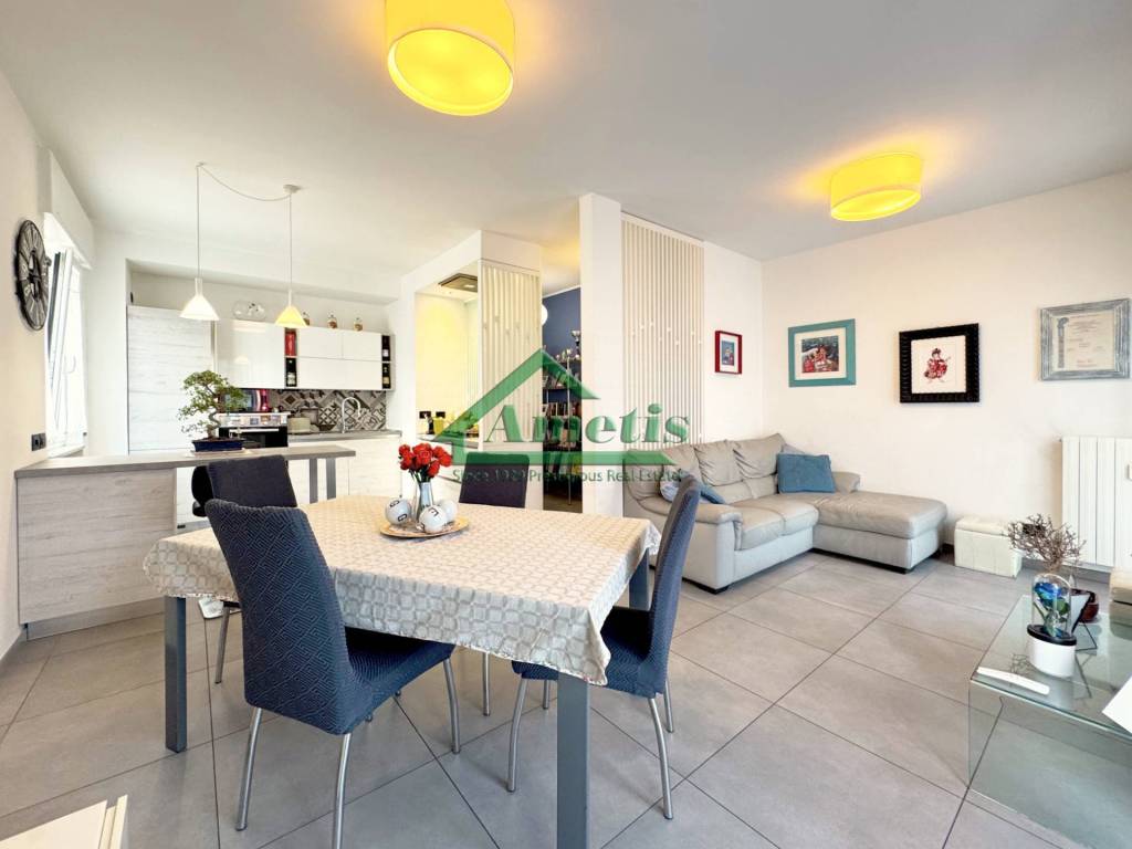 appartamento in vendita a Taggia in zona Arma di Taggia