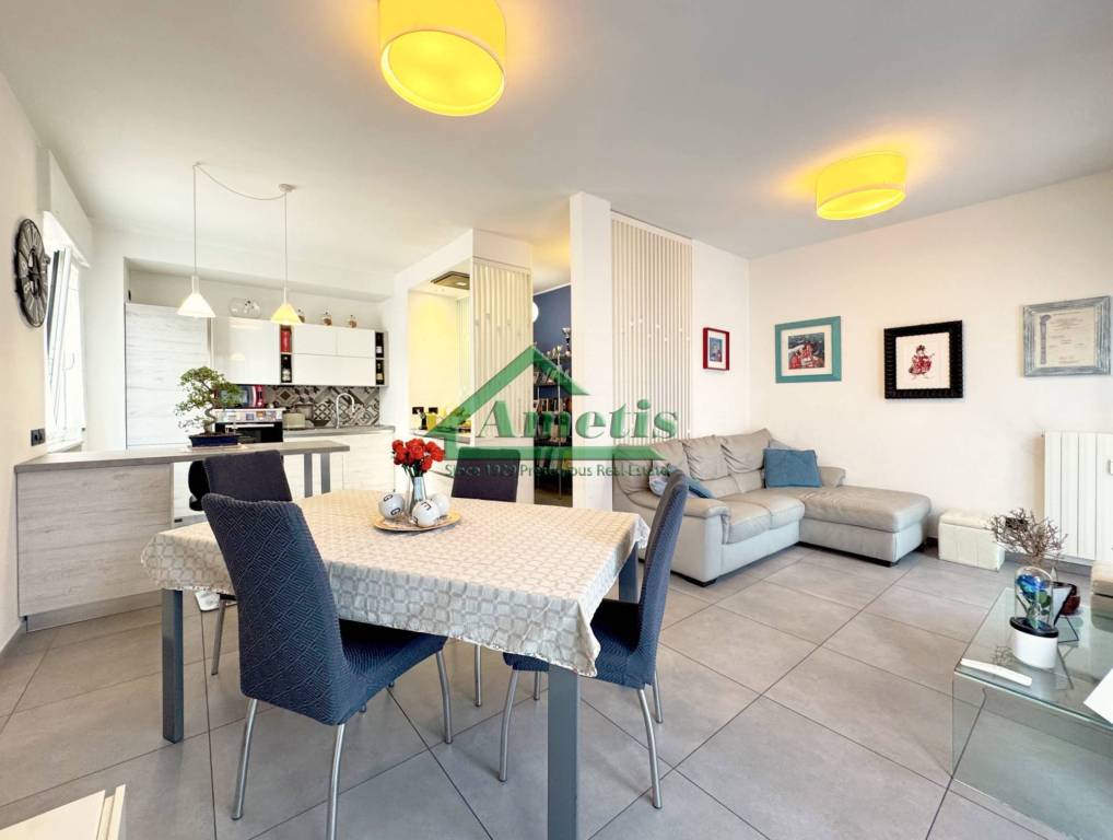 appartamento in vendita a Taggia in zona Arma di Taggia