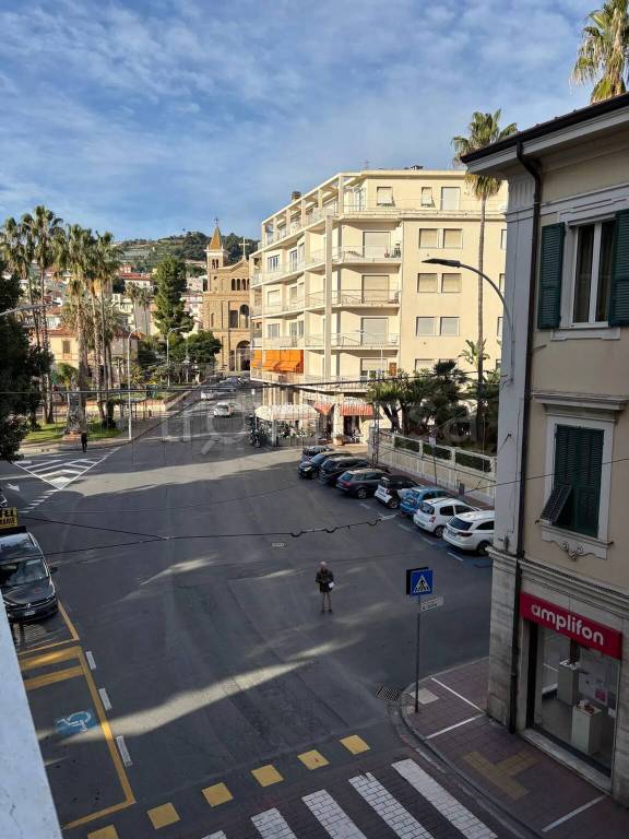 appartamento in vendita a Taggia in zona Arma di Taggia