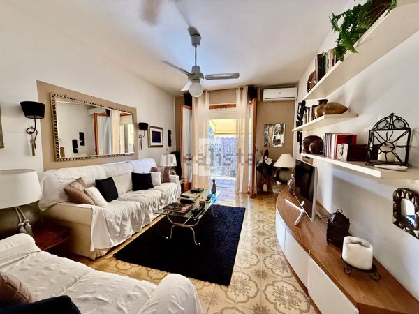 appartamento in vendita a Taggia in zona Arma di Taggia