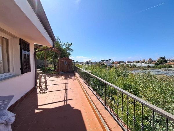 appartamento in vendita a Taggia