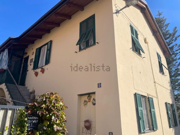 appartamento in vendita a Taggia in zona Levà