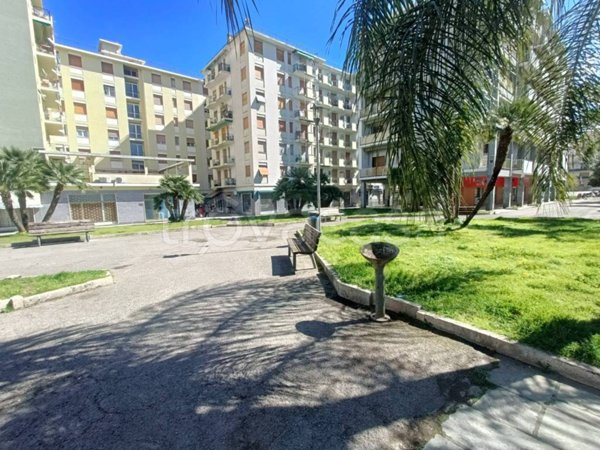 appartamento in vendita a Taggia in zona Arma di Taggia