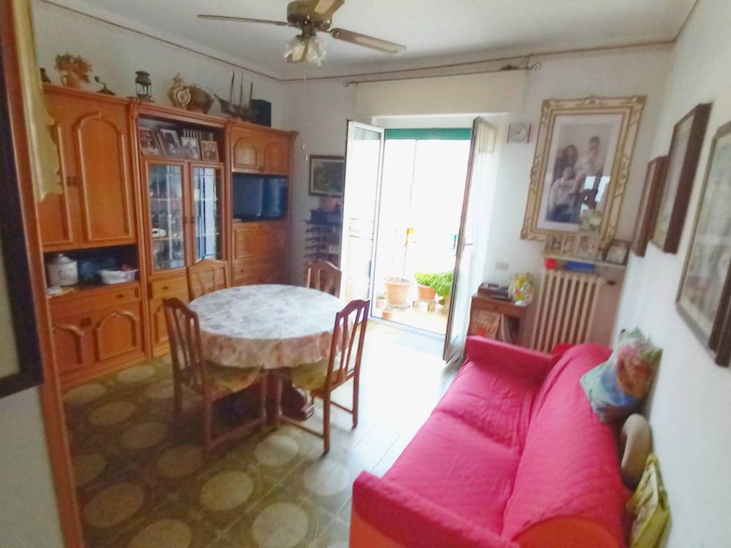 appartamento in vendita a Taggia in zona Arma di Taggia