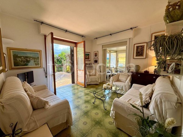 appartamento in vendita a Taggia