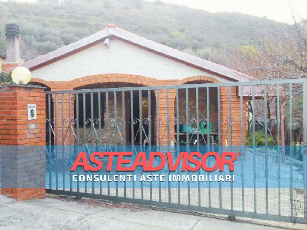 casa indipendente in vendita a Taggia