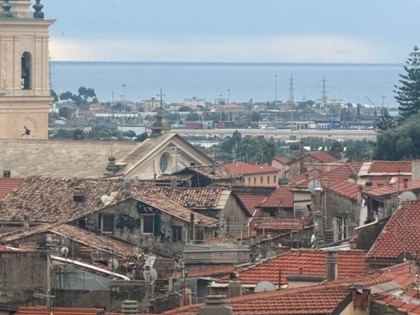 casa indipendente in vendita a Taggia
