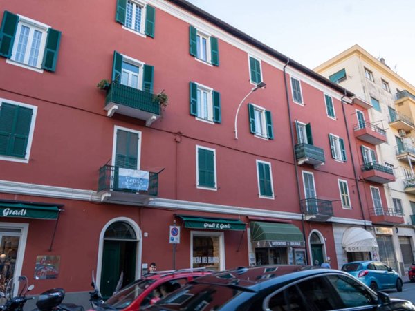 appartamento in vendita a Taggia in zona Arma di Taggia