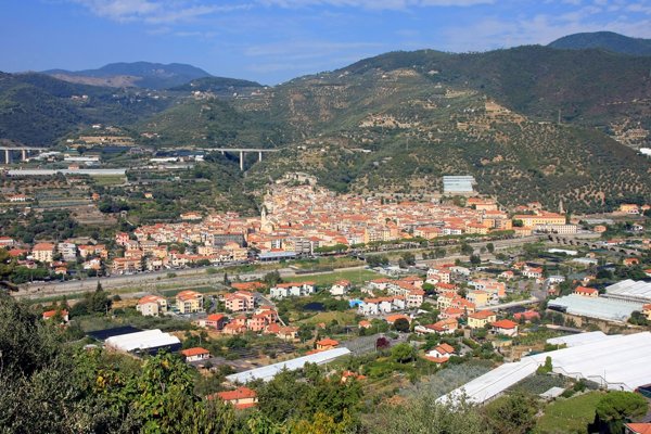 terreno edificabile in vendita a Taggia in zona Arma di Taggia