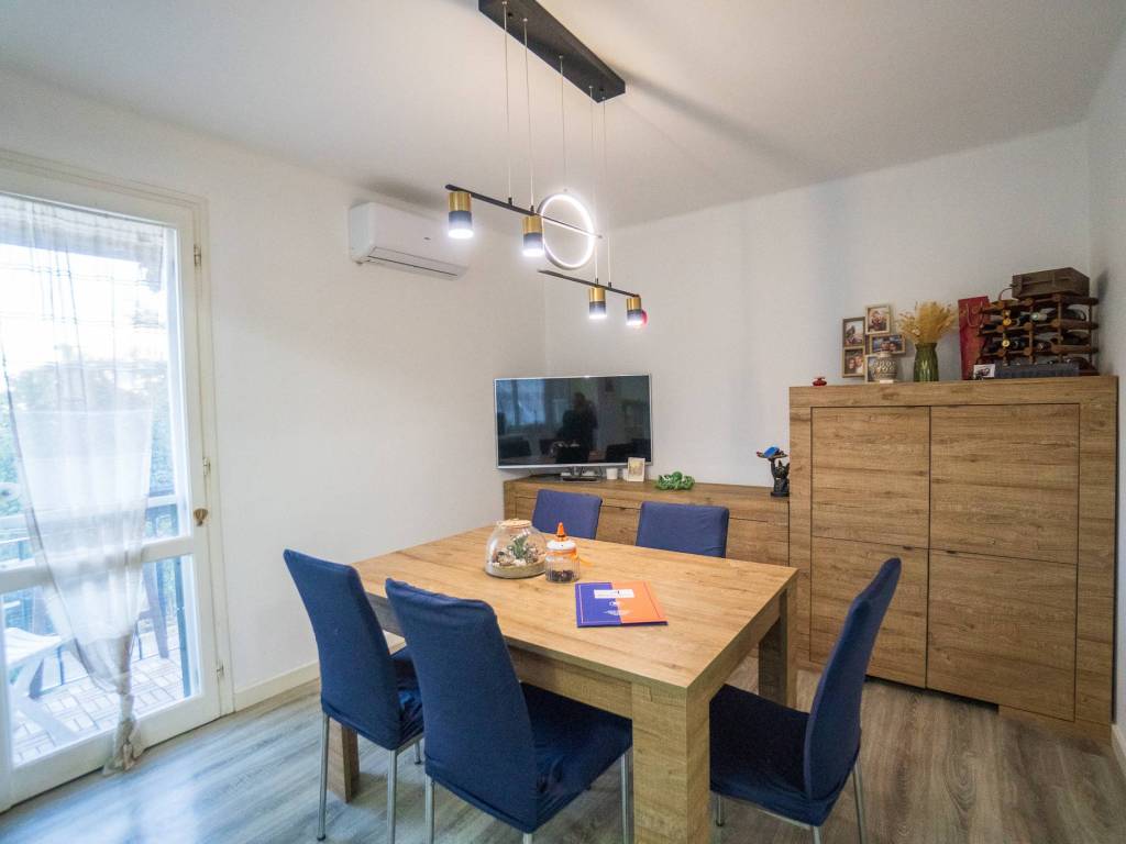 appartamento in vendita a Taggia in zona Arma di Taggia