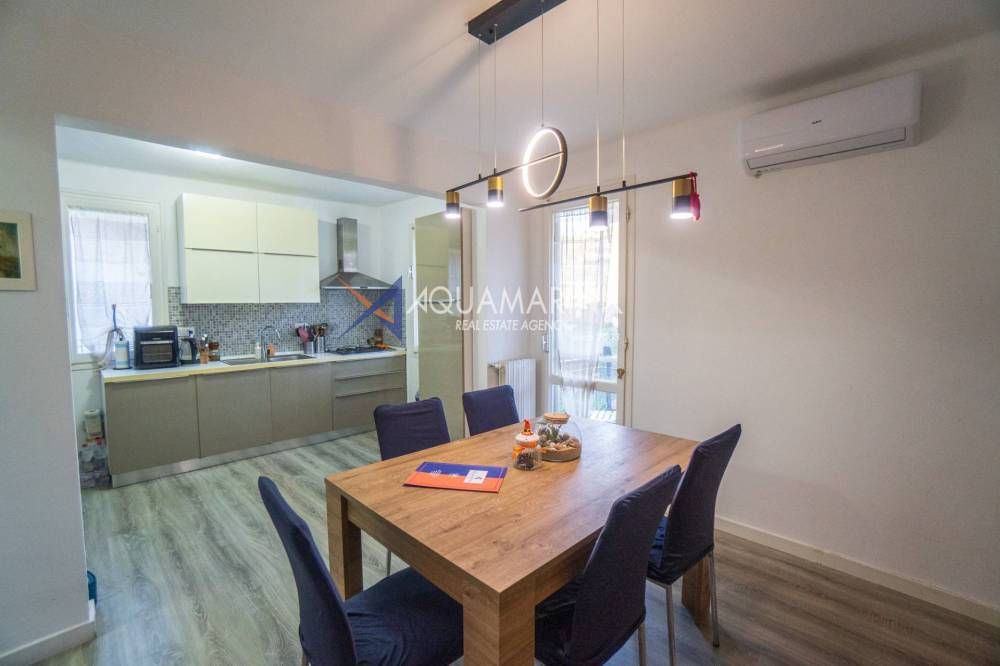 appartamento in vendita a Taggia in zona Arma di Taggia