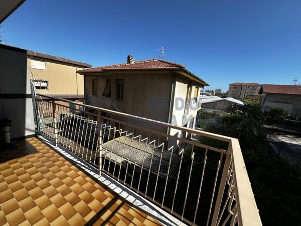appartamento in vendita a Taggia in zona Levà