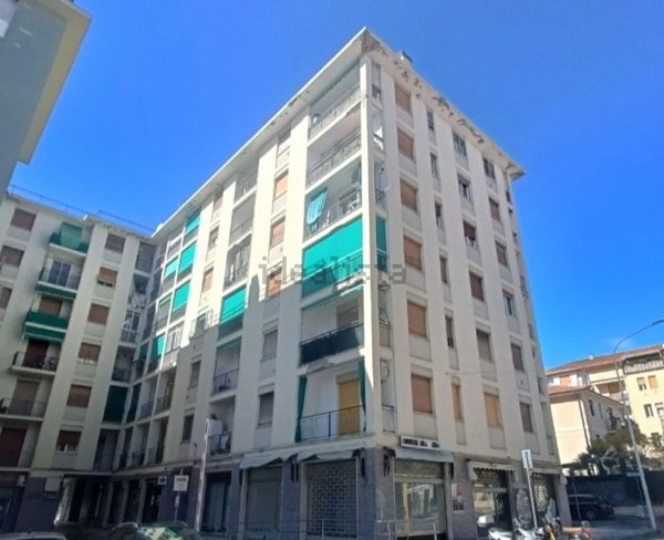 appartamento in vendita a Taggia in zona Arma di Taggia