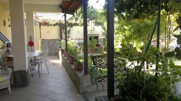 casa indipendente in vendita a Taggia in zona Arma di Taggia