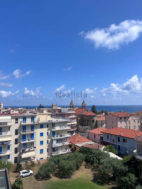 appartamento in vendita a Taggia in zona Arma di Taggia