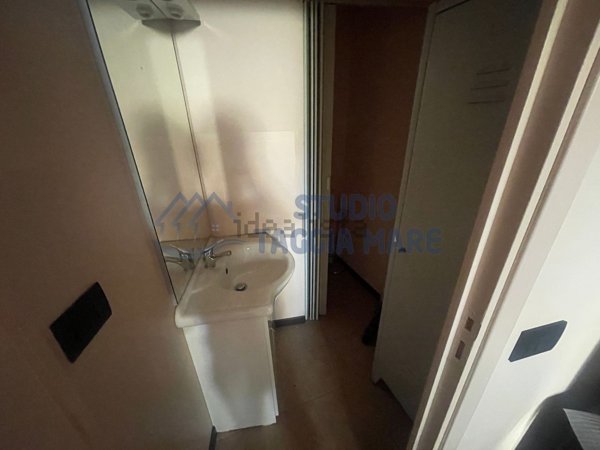 ufficio in vendita a Taggia